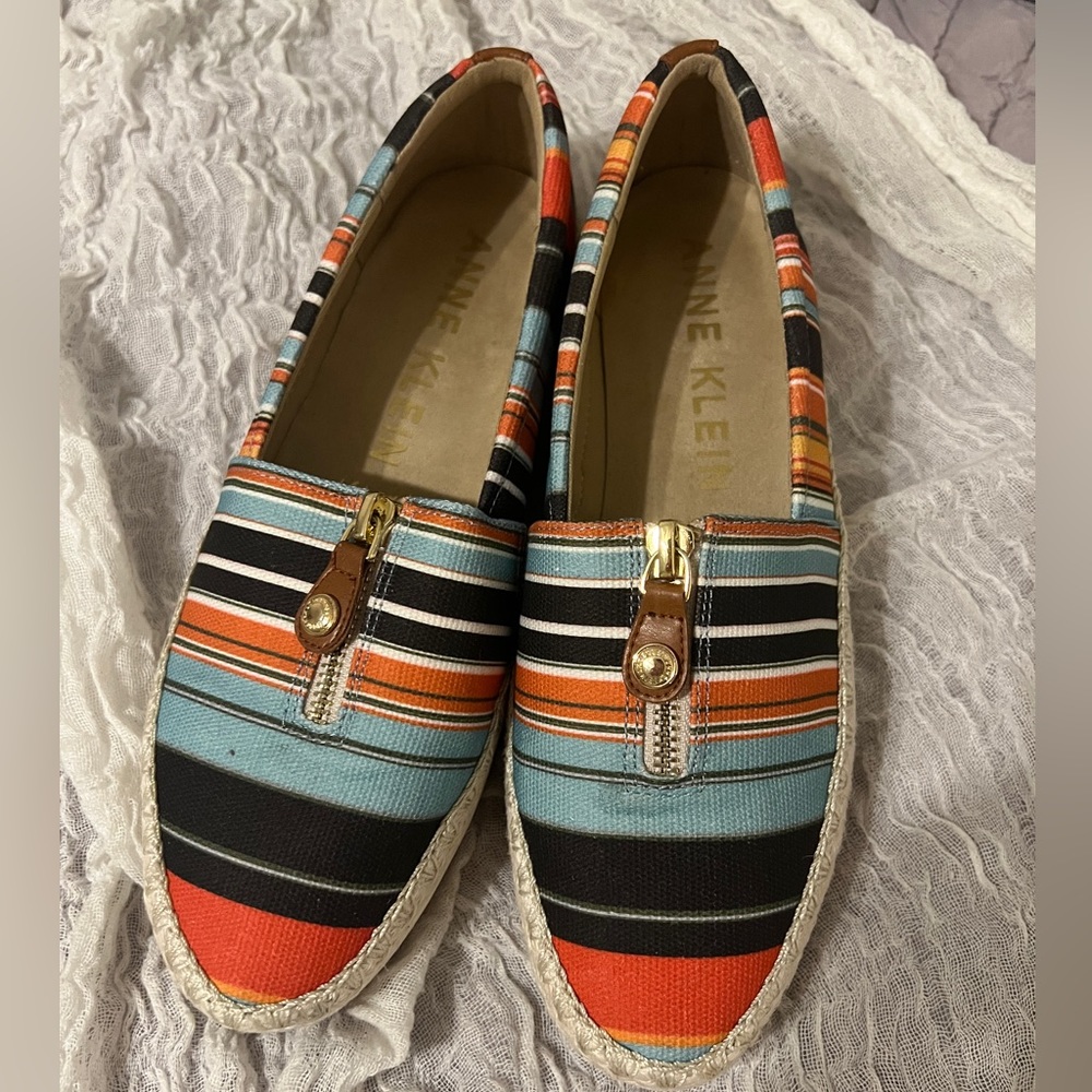 Anne Klein Womens Jax Espadrille
